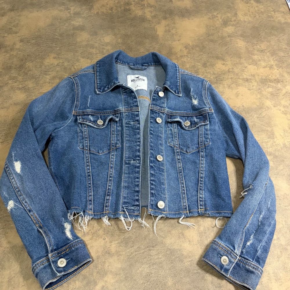 Hollister Denim Jacket Womens Small Blue Distressed Cropped Frayed Hem